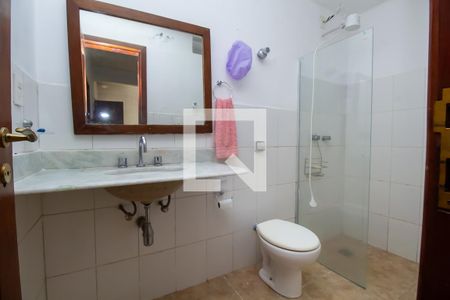 Casa para alugar com 606m², 4 quartos e 4 vagasBanheiro de Serviço