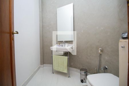 Casa para alugar com 606m², 4 quartos e 4 vagasLavabo 1