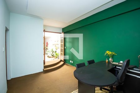 Casa para alugar com 606m², 4 quartos e 4 vagasSala 3