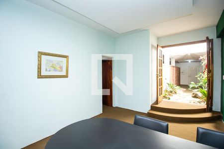 Casa para alugar com 606m², 4 quartos e 4 vagasSala 3