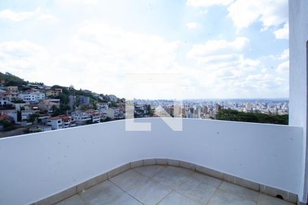 Casa para alugar com 606m², 4 quartos e 4 vagasVaranda da Sala 2