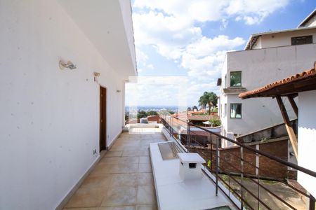 Casa para alugar com 606m², 4 quartos e 4 vagasVaranda da suíte 2