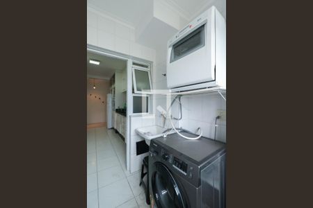 Apartamento para alugar com 68m², 2 quartos e 1 vagaÁrea de Serviço