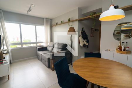 Sala de apartamento para alugar com 2 quartos, 56m² em Menino Deus, Porto Alegre