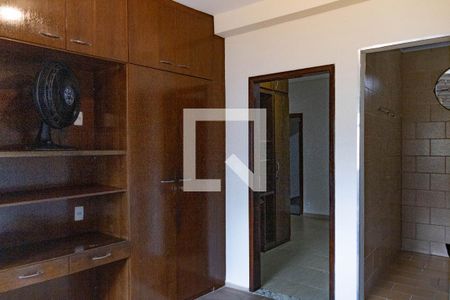 Casa à venda com 300m², 4 quartos e 2 vagasSuíte 3