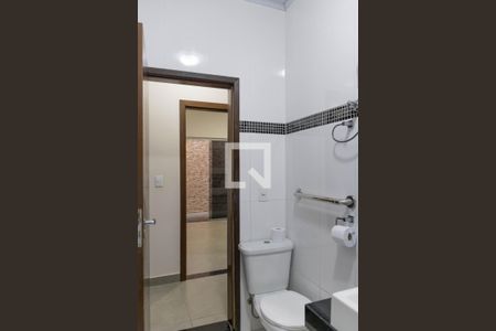 Casa à venda com 300m², 4 quartos e 2 vagasBanheiro da Suíte 1