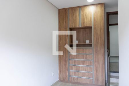 Casa à venda com 300m², 4 quartos e 2 vagasSuíte 2