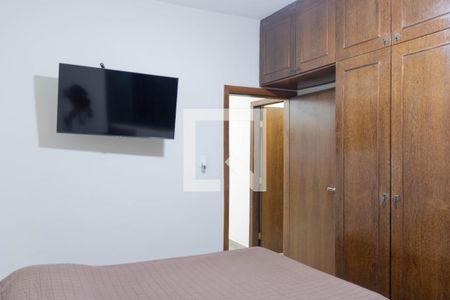 Casa à venda com 300m², 4 quartos e 2 vagasQuarto 1