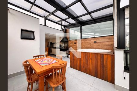 Apartamento para alugar com 94m², 2 quartos e 1 vaga Apartamento para alugar com 94m², 2 quartos e 1 vagaCobertura