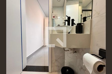 Apartamento para alugar com 94m², 2 quartos e 1 vaga Apartamento para alugar com 94m², 2 quartos e 1 vagaBanheiro da Suíte 1