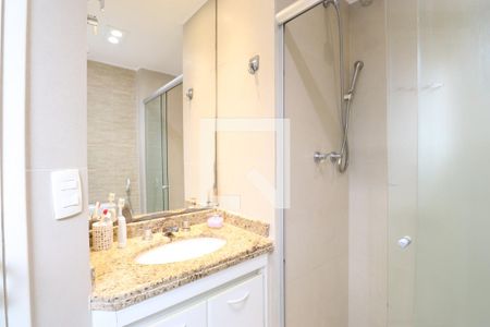 Apartamento à venda com 57m², 2 quartos e 2 vagasBanheiro da Suíte