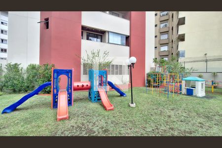Apartamento à venda com 57m², 2 quartos e 2 vagasÁrea comum - Playground