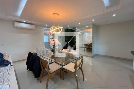 Casa à venda com 380m², 4 quartos e 3 vagasCozinha