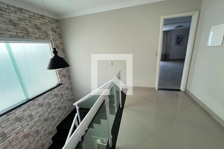 Casa à venda com 380m², 4 quartos e 3 vagasHall da escada