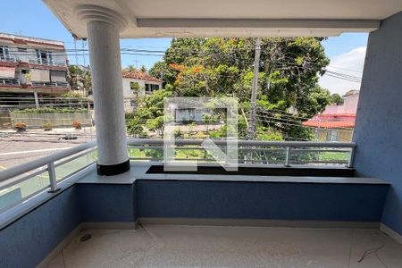 Casa à venda com 380m², 4 quartos e 3 vagasVaranda - Quarto 3