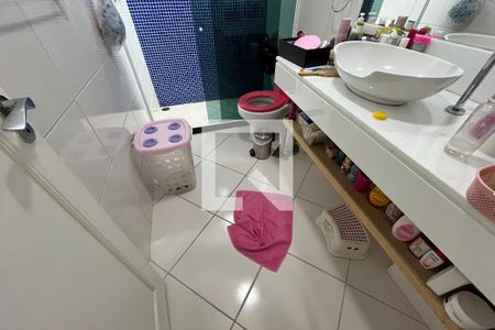 Casa à venda com 380m², 4 quartos e 3 vagasBanheiro - Quarto 3