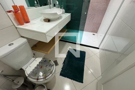 Casa à venda com 380m², 4 quartos e 3 vagasBanheiro - Quarto 2