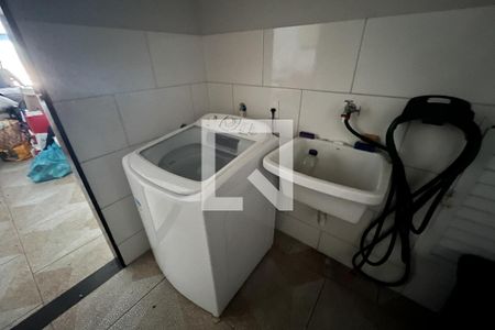 Casa à venda com 380m², 4 quartos e 3 vagasÁrea de Serviço