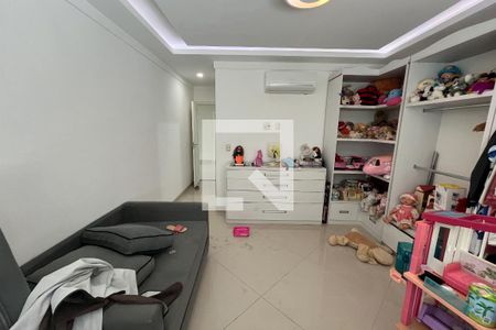 Casa à venda com 380m², 4 quartos e 3 vagasQuarto 2