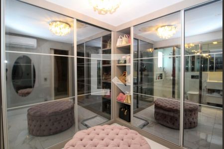 Apartamento à venda com 186m², 2 quartos e 3 vagasBanheiro Quarto 1