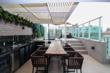 Apartamento à venda com 186m², 2 quartos e 3 vagasÁrea Externa