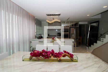 Apartamento à venda com 186m², 2 quartos e 3 vagasSala