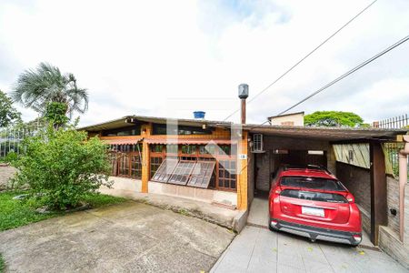 Casa à venda com 200m², 3 quartos e 4 vagas Casa à venda com 200m², 3 quartos e 4 vagasFachada Frente