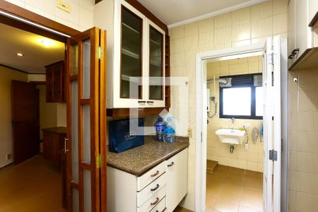 Apartamento à venda com 250m², 4 quartos e 3 vagasCozinha