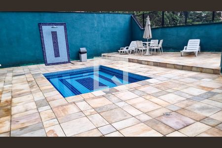 Apartamento à venda com 250m², 4 quartos e 3 vagasÁrea comum - Piscina