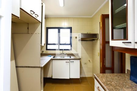 Apartamento à venda com 250m², 4 quartos e 3 vagasCozinha