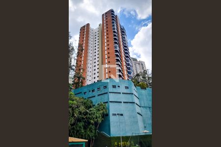 Apartamento à venda com 250m², 4 quartos e 3 vagasFachada