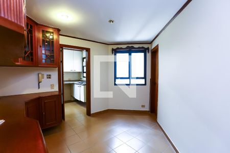 Apartamento à venda com 250m², 4 quartos e 3 vagasCopa