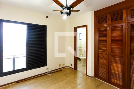 Apartamento à venda com 250m², 4 quartos e 3 vagasSuíte 1