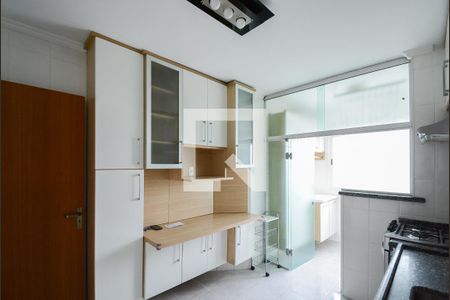 Apartamento à venda com 82m², 3 quartos e 2 vagasCozinha - Armários