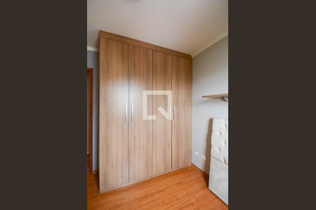 Apartamento à venda com 82m², 3 quartos e 2 vagasQuarto 2 - Armários