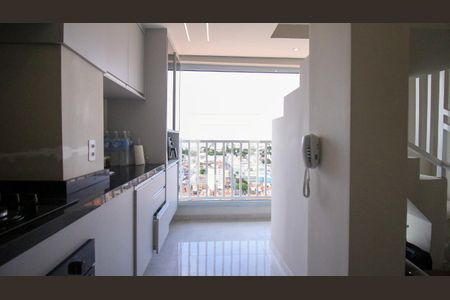 Sala/Cozinha de apartamento para alugar com 1 quarto, 56m² em Vila Santa Clara, São Paulo