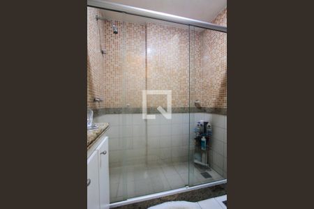 Apartamento à venda com 98m², 3 quartos e 2 vagas Apartamento à venda com 98m², 3 quartos e 2 vagasBanheiro Quarto 2 suíte