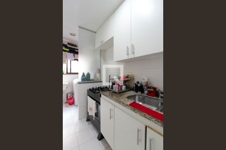 Apartamento à venda com 98m², 3 quartos e 2 vagas Apartamento à venda com 98m², 3 quartos e 2 vagasCozinha