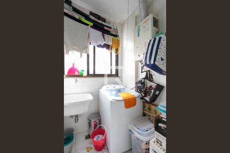 Apartamento à venda com 98m², 3 quartos e 2 vagas Apartamento à venda com 98m², 3 quartos e 2 vagasÁrea de Serviço