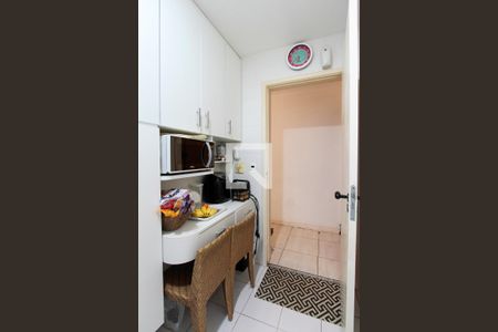 Apartamento à venda com 98m², 3 quartos e 2 vagas Apartamento à venda com 98m², 3 quartos e 2 vagasCozinha