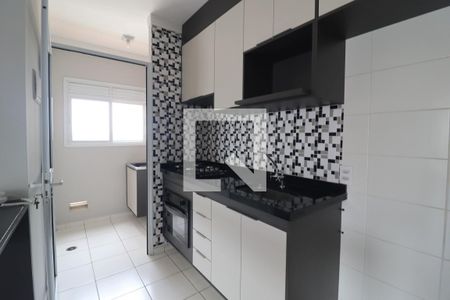 Apartamento à venda com 71m², 2 quartos e 2 vagasCozinha e Área de Serviço