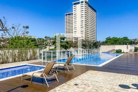 Apartamento à venda com 130m², 3 quartos e 2 vagasÁrea comum - Piscina