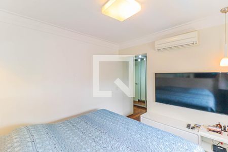 Apartamento à venda com 130m², 3 quartos e 2 vagasSuíte
