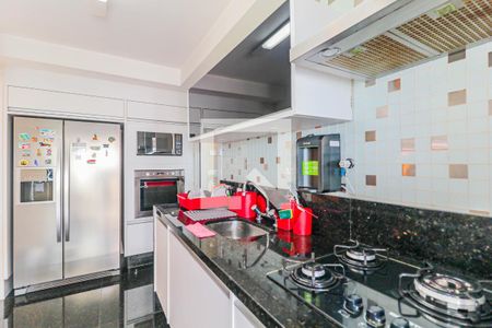 Apartamento à venda com 130m², 3 quartos e 2 vagasCozinha