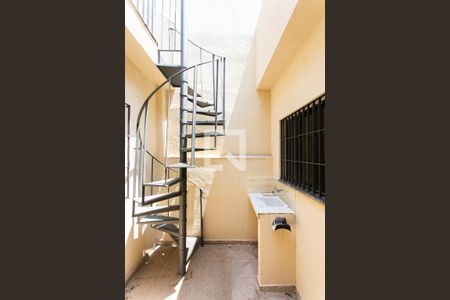 Casa para alugar com 90m², 2 quartos e 1 vaga Casa para alugar com 90m², 2 quartos e 1 vagaQuintal
