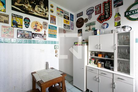 Casa à venda com 100m², 3 quartos e sem vaga Casa à venda com 100m², 3 quartos e sem vagaCozinha