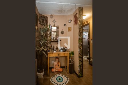 Casa à venda com 170m², 4 quartos e 3 vagas Casa à venda com 170m², 4 quartos e 3 vagasCorredor