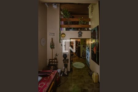 Casa à venda com 170m², 4 quartos e 3 vagas Casa à venda com 170m², 4 quartos e 3 vagasSala 2