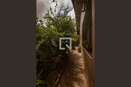 Casa à venda com 170m², 4 quartos e 3 vagas Casa à venda com 170m², 4 quartos e 3 vagasQuintal