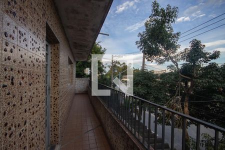 Casa à venda com 1000m², 3 quartos e 2 vagasVaranda